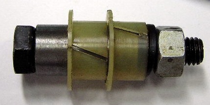 Палец ограничительный кулисы н/о (с резьбой)