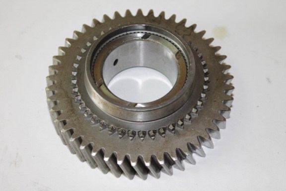 Шестерня 1 пер. 5-ти ступка с/о Г-3302