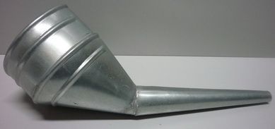 Воронка металлическая большая для бензина