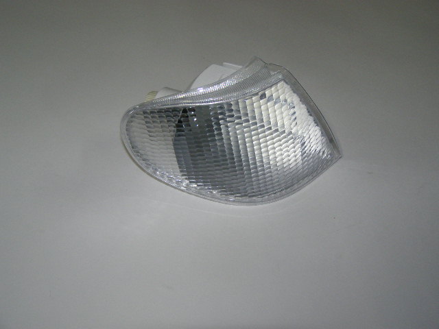 Фонарь поворота 2115 перед. прав. белый