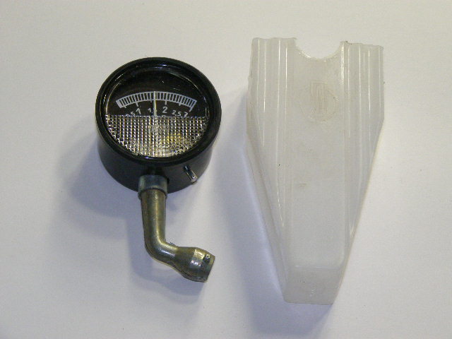 Манометр шинный 3 атм. легковой