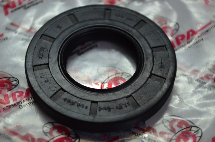 Сальник Renault Logan диффер. (привода прав.) перв. вала КПП 27,95*56*7