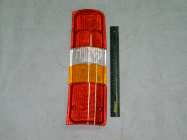 Рассеиватель заднего фонаря Г-3302 2705 правый /из 3 шт./