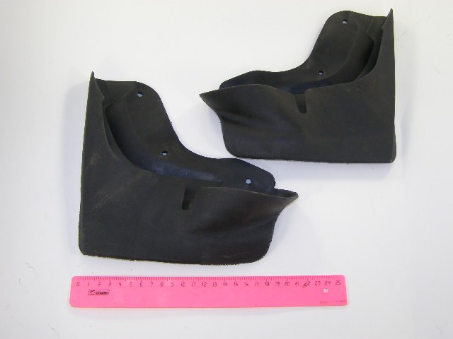 Брызговики 1118 передние