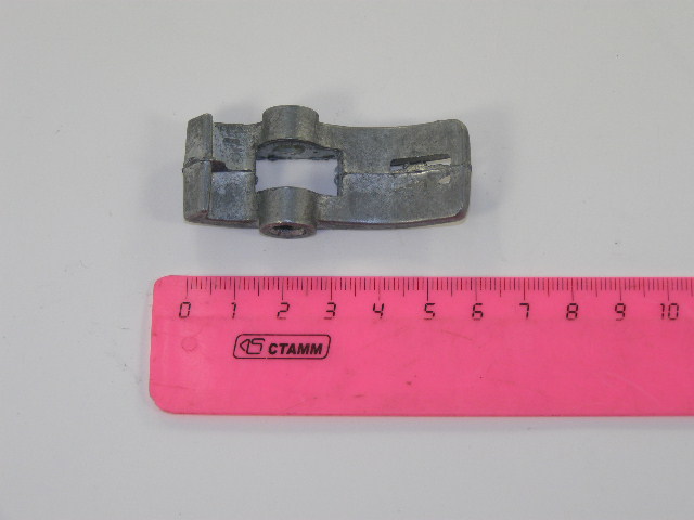 Защелка багажника /2108/ (язычок)