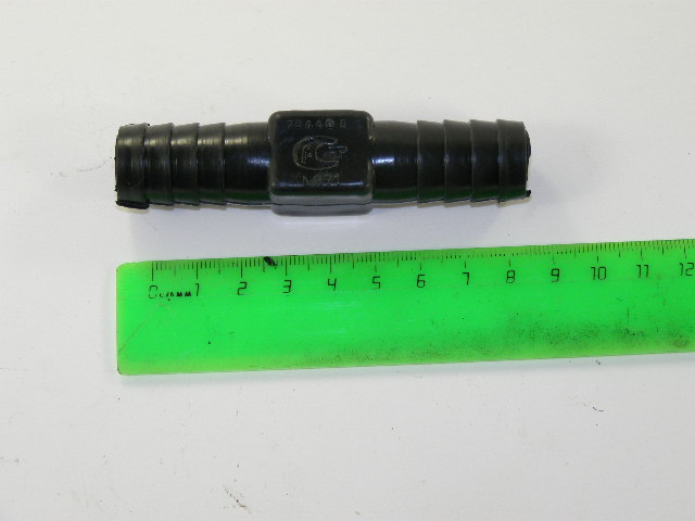 Штуцер соединительный шлангов отопителя d=16