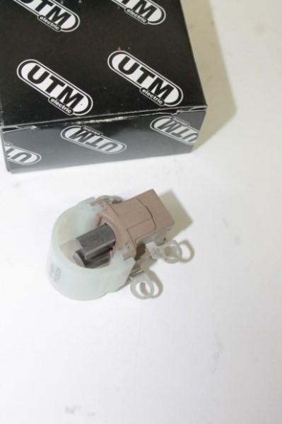 Щетка генератора /Г-3302 дв. Крайслер/ в сб.