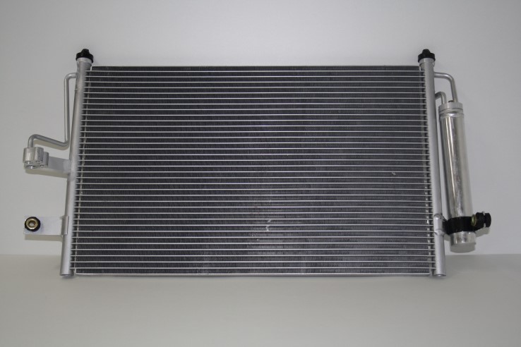 Радиатор кондиционера Kia Sportage