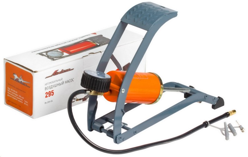 Насос ножной /с манометром/ одинарный 295