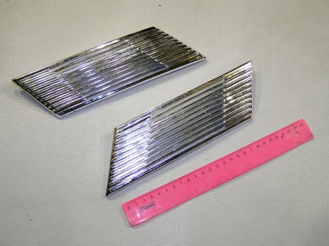 Решетка кузова 2105-06 вентиляционная боковая (хром)