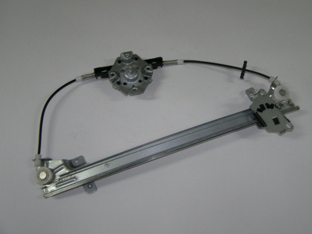 Стеклоподъемник Daewoo Nexia передний механ. левый с корот. штырем /90186593/