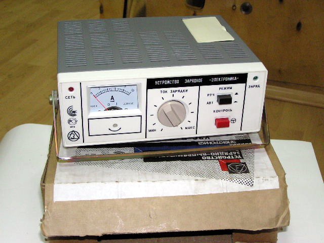Устройство зарядное ЭЛЕКТРОНИКА (ручн.+ автомат)