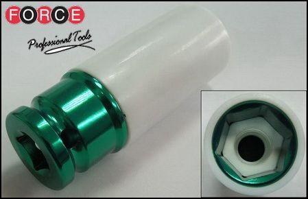 Головка торцевая 1/2  6-гран. 22мм. ударная для шиномонтажа с пласт. покрытием