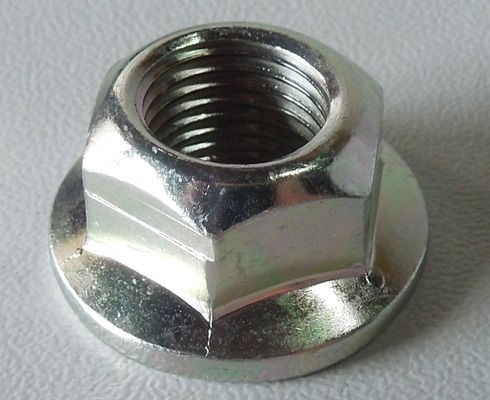 Гайка крепления амортизатора Chevrolet Aveo Lanos Lacetti