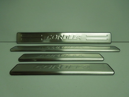 Накладки порогов Toyota Corolla 14