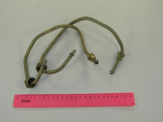 Трубка рамповая 2110 8-клап. (2шт)