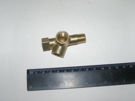 Тройник датчика давления масла Г-3302 /дв.406/ штуцер