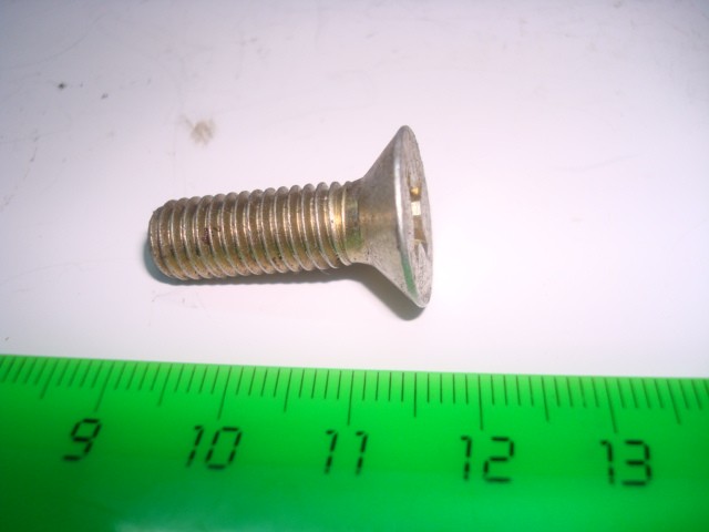 Винт КПП 2108 М 8 х 25