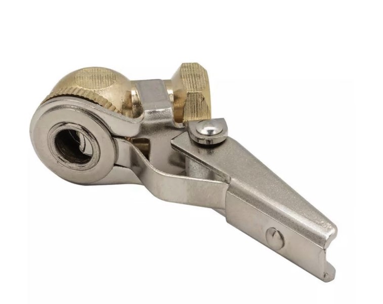 Наконечник шланга подкачки, насоса (угловой)  клипса  внутрення резьба 1/4