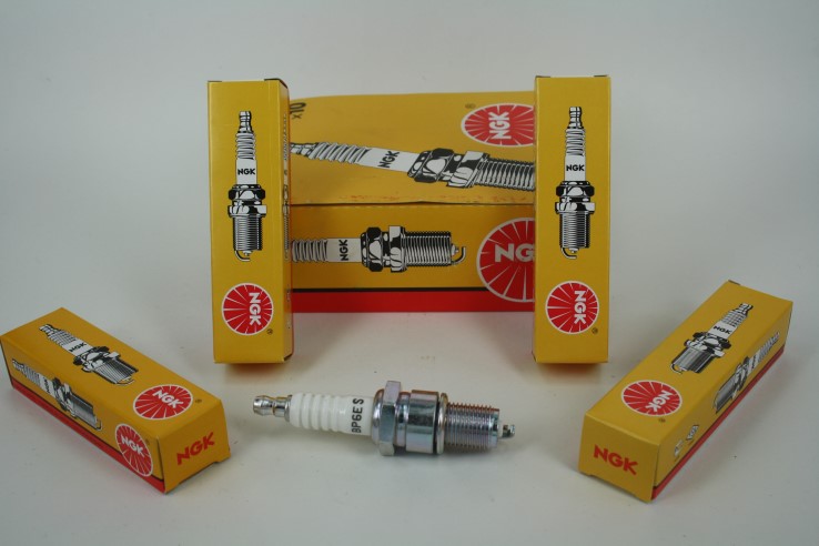 Свеча NGK BP6ES снегоход Буран (7811/4007)