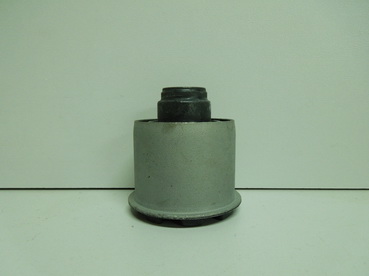 Втулка подрамника Hyundai Accent 99 передняя