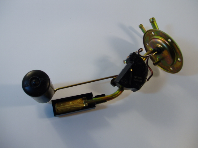 Датчик уровня топлива 2108