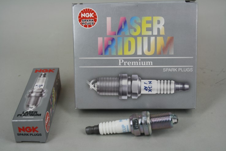 Свеча NGK LASER PLATINUM BKR5EKUP (2890)