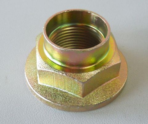 Гайка ступицы передней Solaris