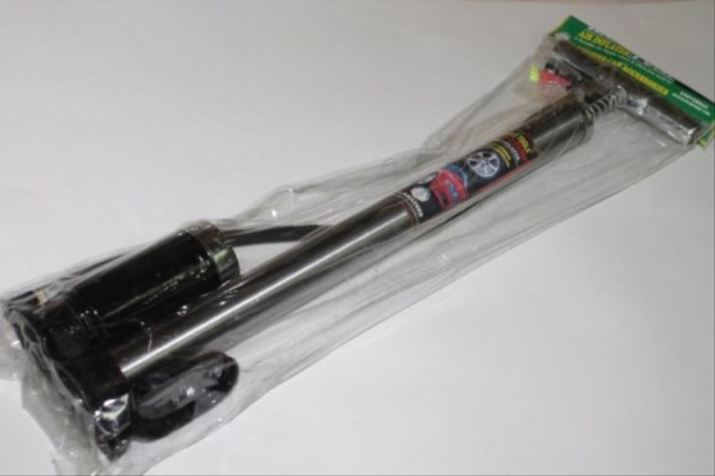 Насос ручной /с манометром/ хром