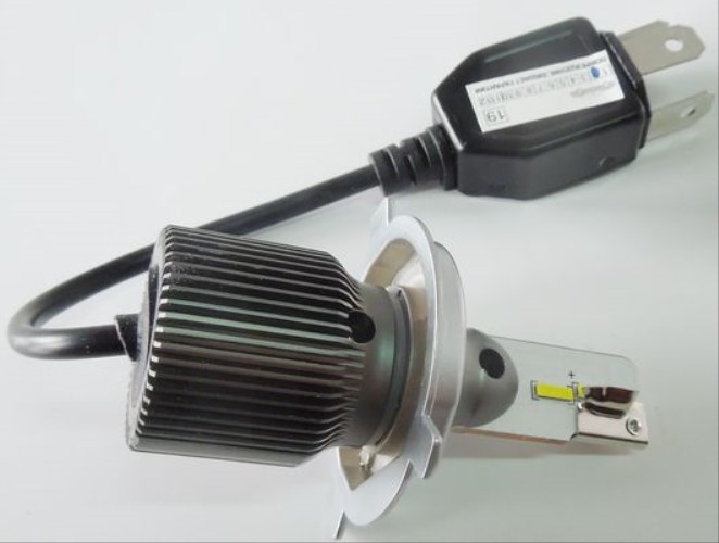 Лампа светодиодная   H4-12V 5000LM, 6000К, 14/24Вт Canbus TYRE R 1шт