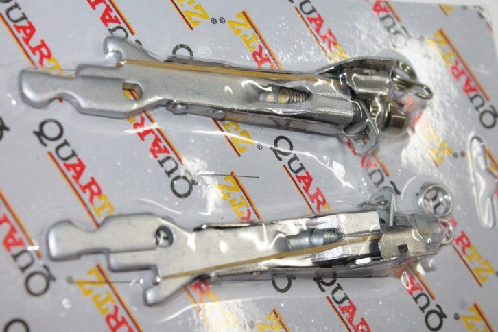 Рк колодок задних Renault Logan, Sandero /планка распорная./ d-200