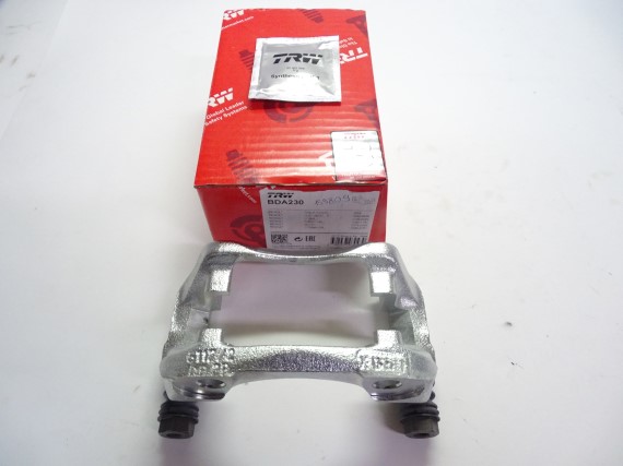 Скоба суппорта Renault Logan Symbol лев/прав