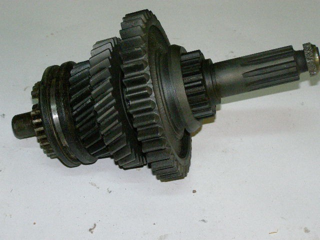 Вал вторичный в сборе