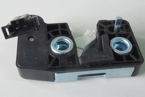 Замок багажника для ВАЗ 1119 Калина с эл.приводом (Лада Имидж)