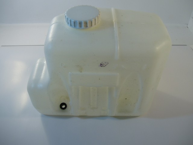 Бачок омывателя 21213 голый большой под 1 мотор