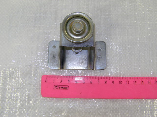 Ролик стеклоподъемника 2105 с кроншт.