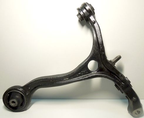 Рычаг Honda Accord IX (CU) 2,0/2,4 08.08-06.13 передний нижний правый