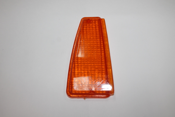 Рассеиватель передний 2108-99 желт. лев.