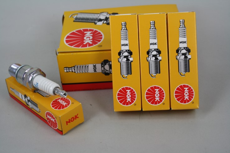 Свеча NGK BR8ECS /3972/