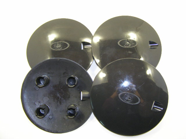 Колпаки колесные пластмассовые  /на центр диска/