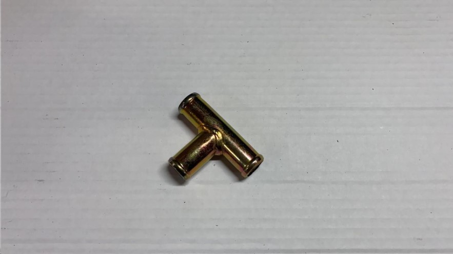 Тройник Т-образный D20х20 (переходник шлангов) цинк