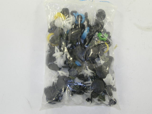 Набор пистонов (крепеж по кузову) 1118 Калина