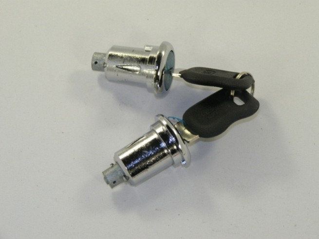 Замок двери Г-3302 3302 н/о 2шт. (личинки в сборе)