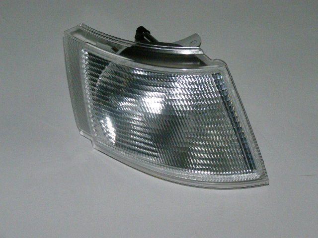 Поворотник передний 2110 правый белый  BOSCH 