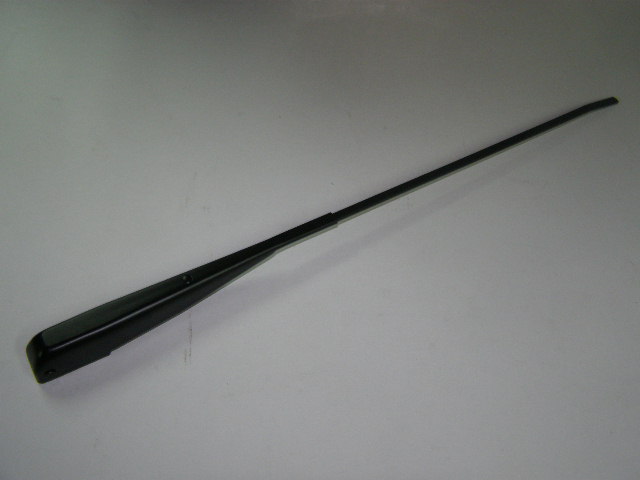 Рычаг стеклоочистителя (щеткодержатель) 2108 задней двери