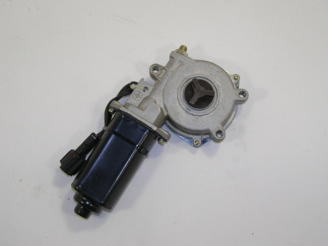 Электродвигатель стеклоподъемника Nexia передний левый