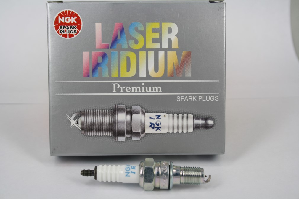 Свеча NGK LASER IRIDIUM  IMR9C-9H  (6777)