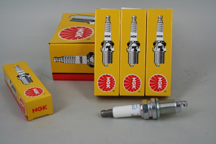 Свеча NGK ZFR5PG (6893)