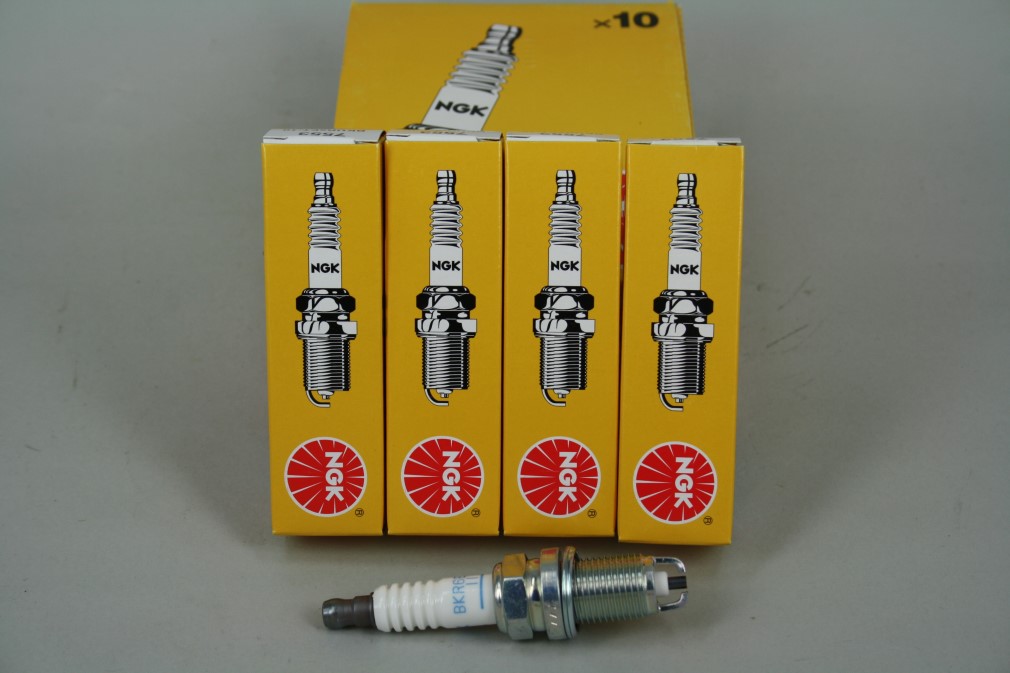 Свеча NGK BKR6EKB-11 (3583)