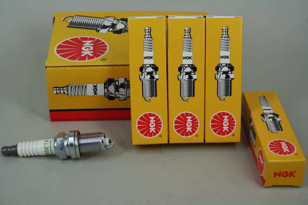 Свеча NGK BKR5EYA (2087)